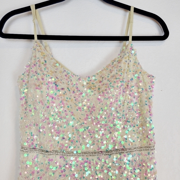 NWT TLC Say Yes Juniors All Over Sequin Tiered White Iridescent Dress - Picture 4 of 12